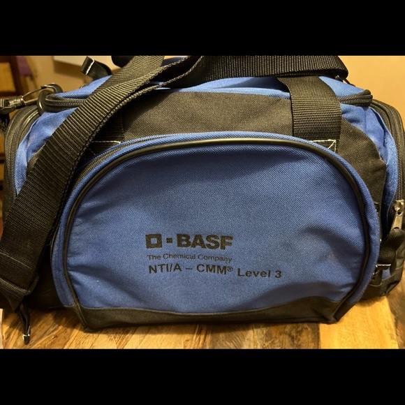 Vintage BASF Duffel, Travel Carry On Bag - Picture 10 of 10